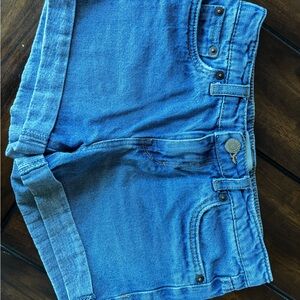 Girls Levi’s Denim Girlfriend Shorty Shorts size 10 Reg